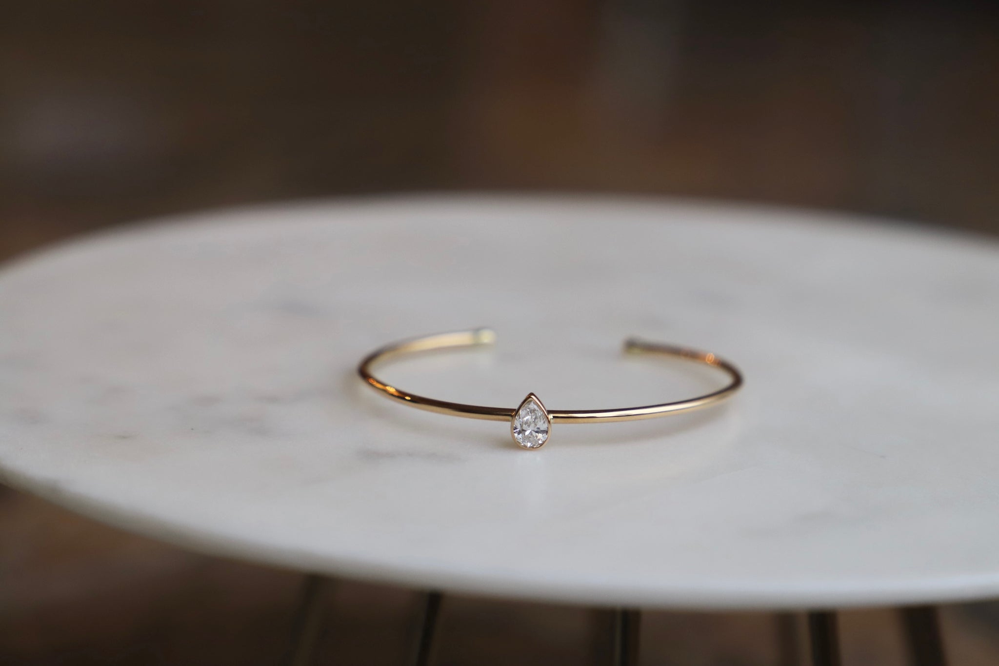 ◎スタイリッシュな輝き✨750PG 天然ダイヤモンド バングル　ブレスレット スタイリッシュな輝き✨750PG 天然ダイヤモンド バングル